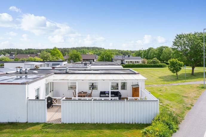 5 rum radhus på Näckrosvägen 12 Sturefors, Linköpings kommun - bild 1