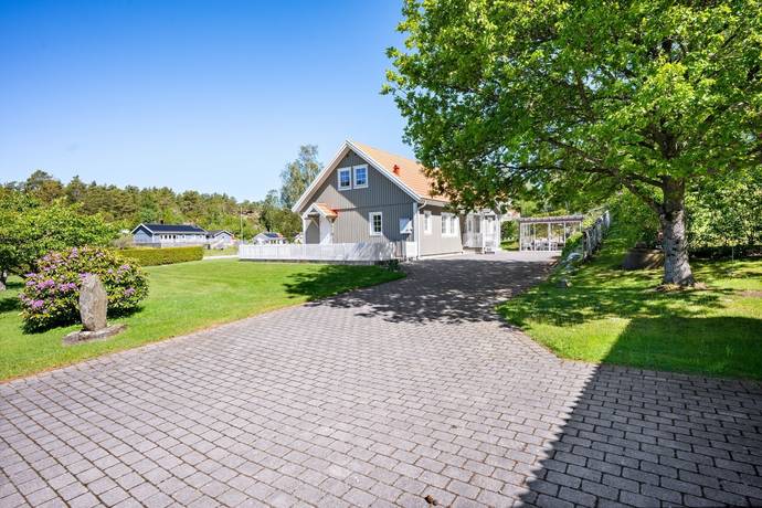 7 rum villa på Medvik Högalid 1 Strömstad, Strömstads kommun - bild 2