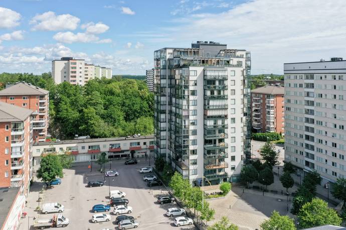 4 rum lägenhet på Trångsundstorget 1 Trångsunds Centrum, Huddinge kommun - bild 1