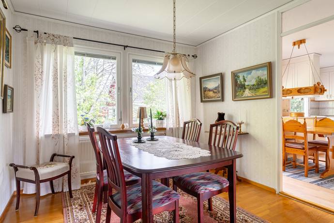 7 rum Villa på Ärlavägen 33 Skogstorp Eskilstuna kommun - bild 6