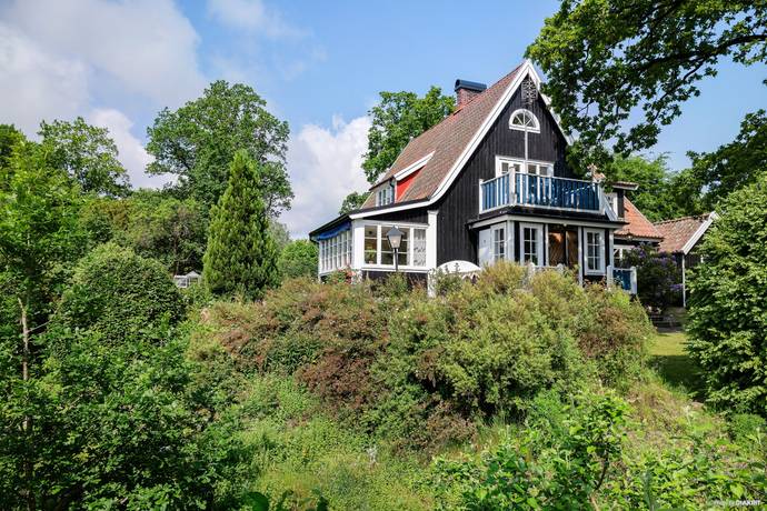 11 rum Villa på Björkgatan 1 Röstånga Svalövs kommun - bild 4