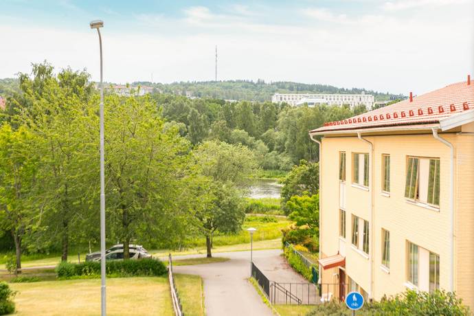 6 rum Villa på Jönköpingsvägen 36B Huskvarna Centralt Jönköpings kommun - bild 34
