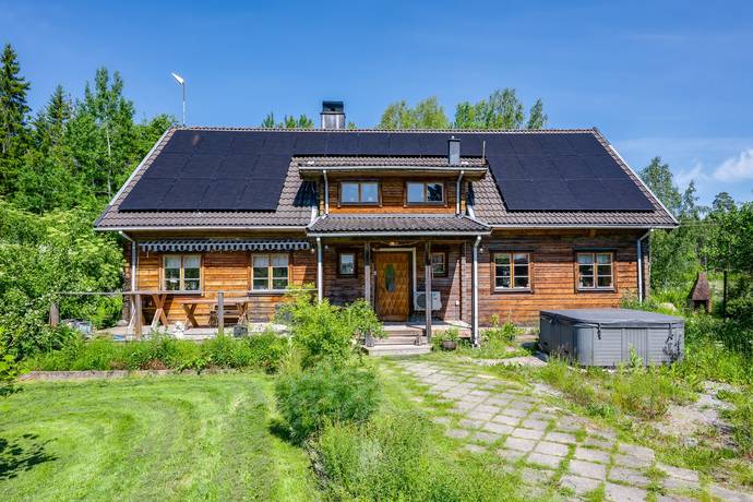 4 rum Gård utan jordbruk på Näsbybacka 175 Näsbybacka strax utanför Frövi Lindesbergs kommun - bild 40