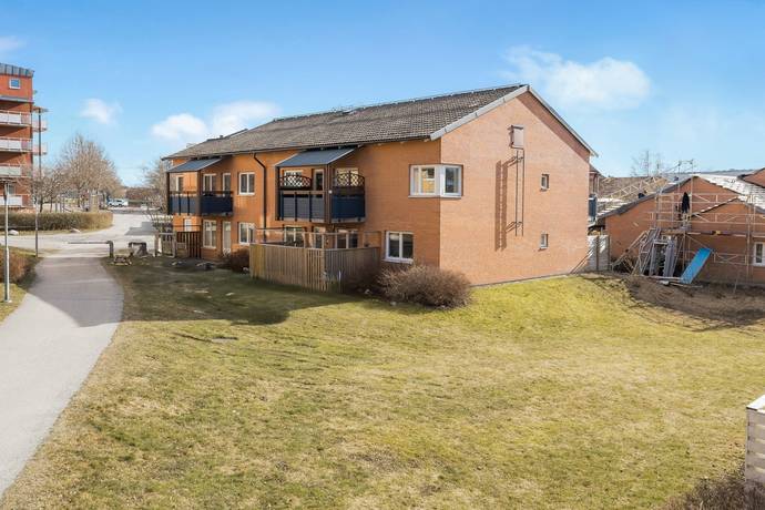 4 rum lägenhet på Viktoriastigen 53 Bålsta - Centralt, Håbo kommun - bild 1