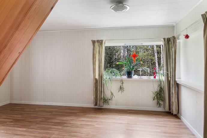 5 rum Villa på Rödhakestigen 4B Sundänge Köpings kommun - bild 6