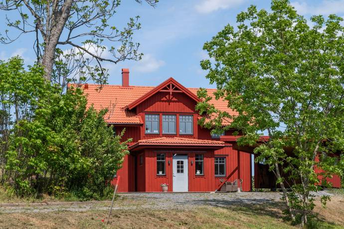 villa på Norrgårdsvägen 25 Grovstanäs, Norrtälje kommun - bild 1