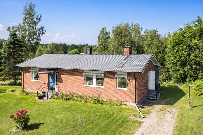 5 rum villa på Marmabyn 10 Kårböle, Ljusdals kommun - bild 1