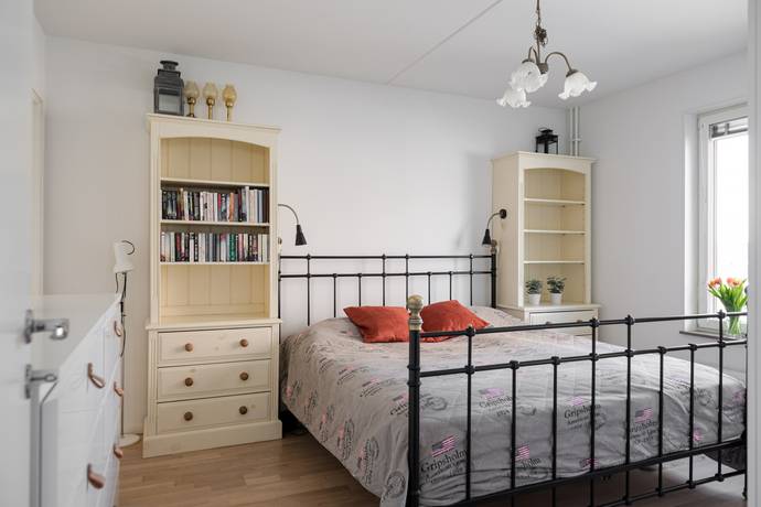 4 rum Lägenhet på Herrgårdsgatan 113 Bålsta Centralt Håbo kommun - bild 12