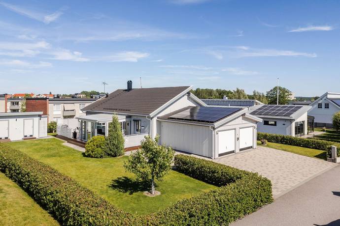 4 rum villa på Moderna gatan 10 Strängnäs, Strängnäs kommun - bild 3