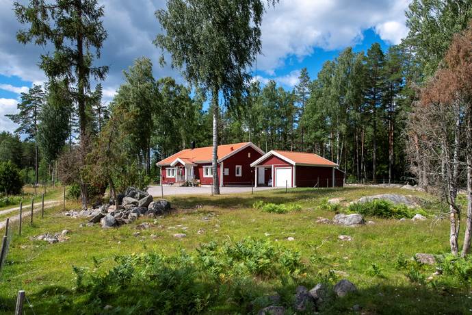 Ulvsbomurvägen 62, Ramnäs, Surahammars kommun