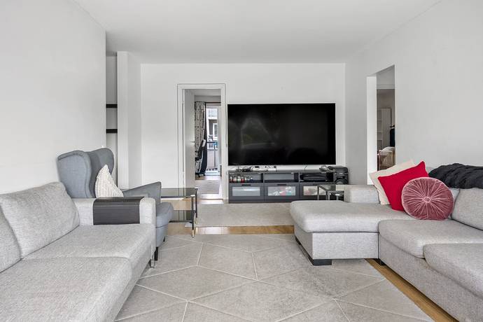 5 rum lägenhet på SUNNANBYPLAN 3, Vån 2/3 Spånga - Rinkeby, Stockholms kommun - bild 3