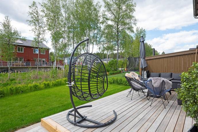 4 rum parhus på Lövsångarvägen 42B Margretelund - Tråsättra, Österåkers kommun - bild 2