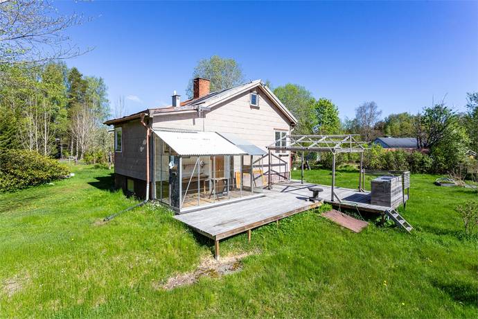 2 rum Vinterbonat fritidshus på Tallvägen 24 Grythyttan Hällefors kommun - bild 2