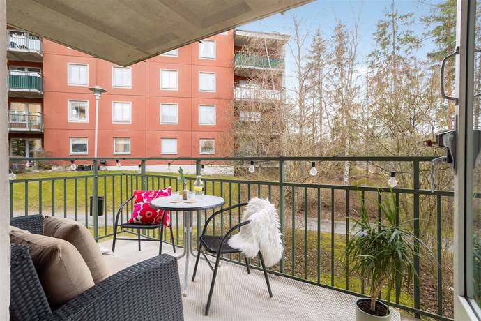 2 rum lägenhet på Eksätravägen 152 Tomtebo/Södra Gottsunda, Uppsala kommun - bild 2