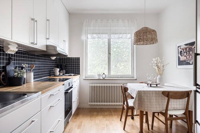 2 rum lägenhet på Malmövägen 32 Hammarbyhöjden/Björkhagen, Stockholms kommun - bild 1