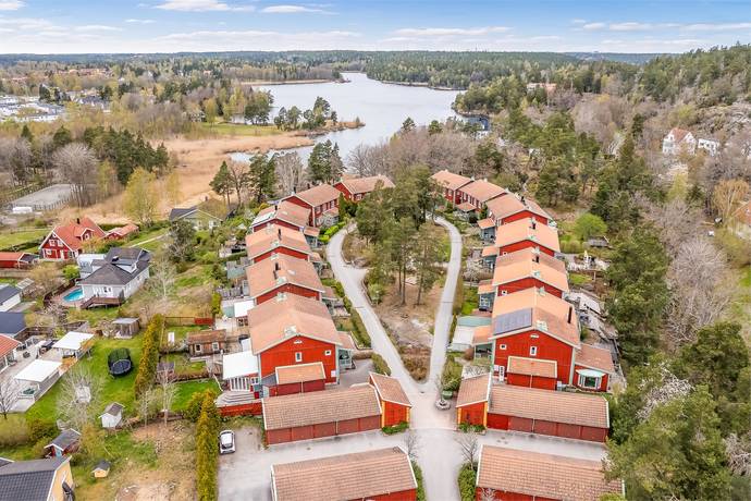 5 rum Parhus på Brittsommargränd 10 Tyresö Strand Tyresö kommun - bild 2