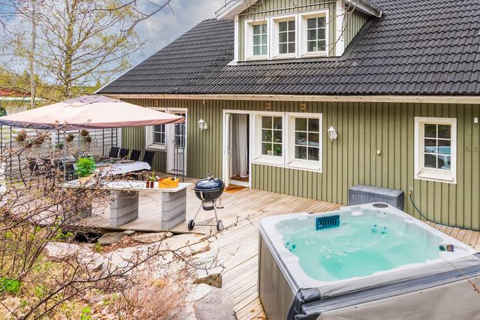 8 rum villa på Översättravägen 13 Skärgårdsstad, Österåkers kommun - bild 2