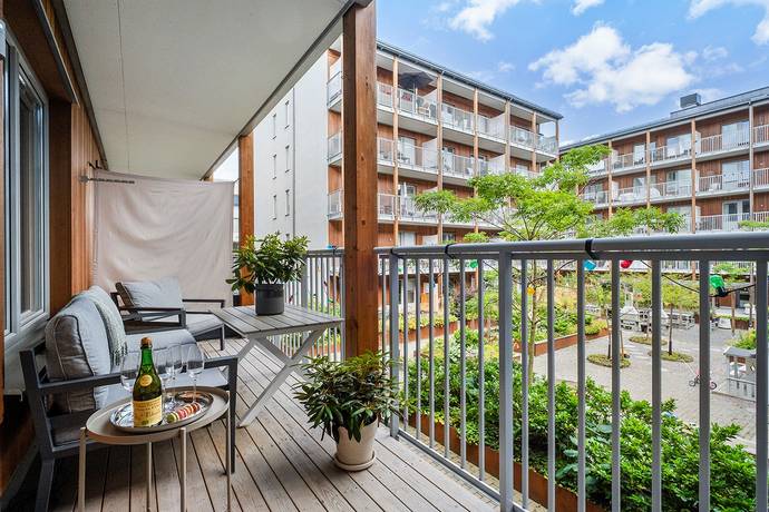 3 rum lägenhet på Bollmora Gårdsväg 9 Centrala Tyresö, Tyresö kommun - bild 1