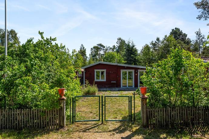 2 rum fritidshus på Parisstigen 4 Harka, Norrtälje kommun - bild 1