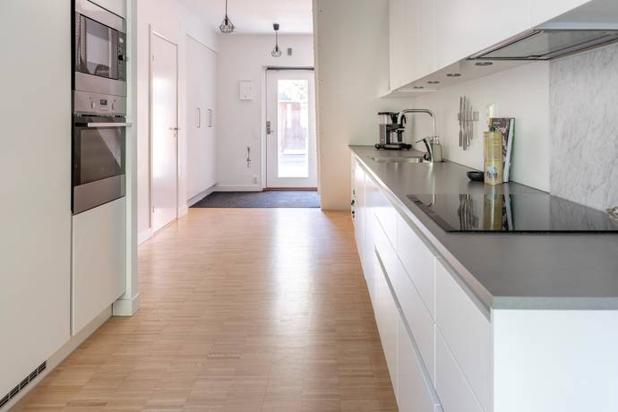 5 rum Radhus på Rådans Gårdsväg 13 Silverdal Sollentuna kommun - bild 16