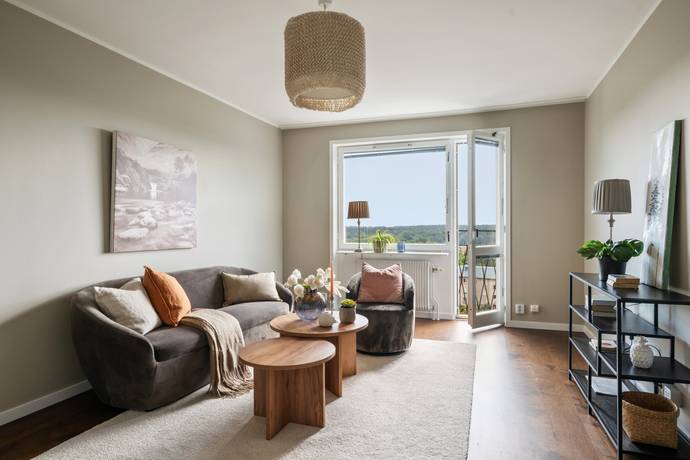 2 rum lägenhet på Eskadervägen 20, 8tr Näsbypark, Täby kommun - bild 1