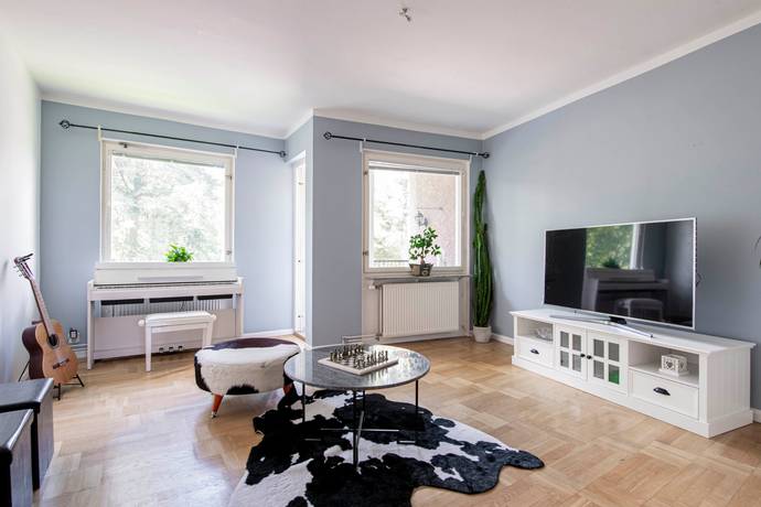 3 rum lägenhet på Narvavägen 51 Hammarby, Västerås kommun - bild 1
