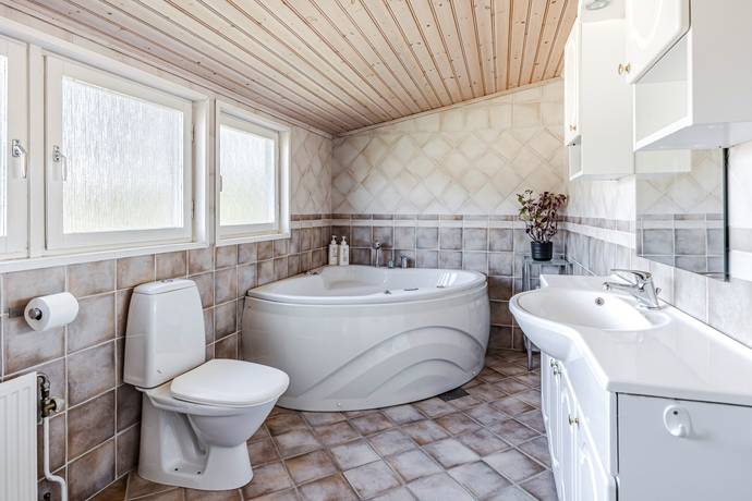 7 rum Villa på Blåbärsvägen 3 Ärsta Eskilstuna kommun - bild 47