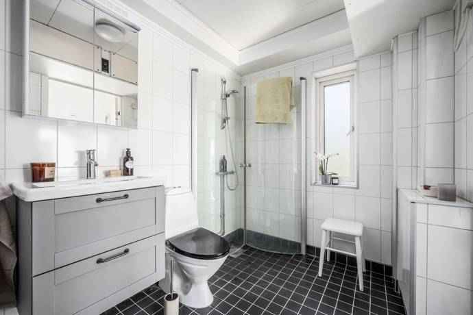 4 rum Parhus på Stora Lundbyvägen 24 Nynäshamns kommun - bild 17