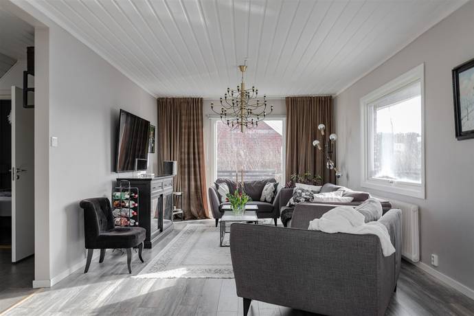 7 rum Villa på Runhällsgatan 15 Enköpings kommun - bild 20