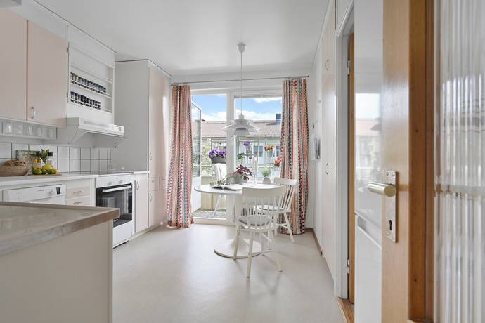 3 rum lägenhet på Jaktvägen 6 Barkarby, Järfälla kommun - bild 4