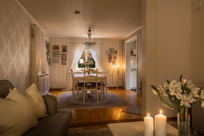 7 rum Villa på Kvinnerstatorp 316 Örebro kommun - bild 19