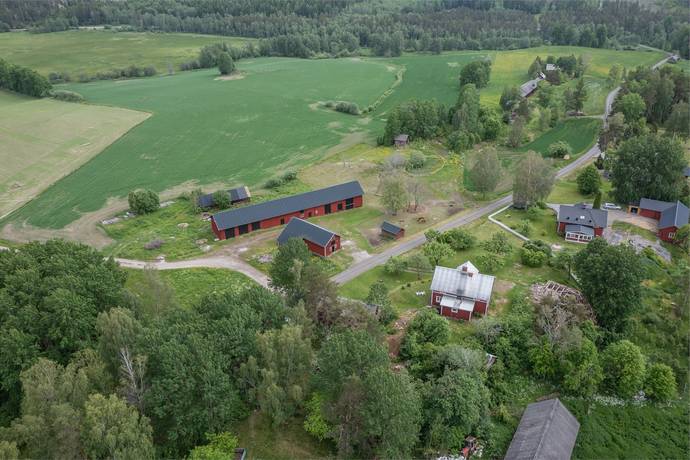 6 rum Gård/skog på Byn Lillberget  Säffle kommun - bild 39