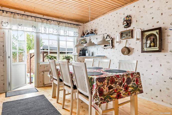 7 rum Villa på Dagfjärilsvägen 5 Lextorp Trollhättans kommun - bild 7