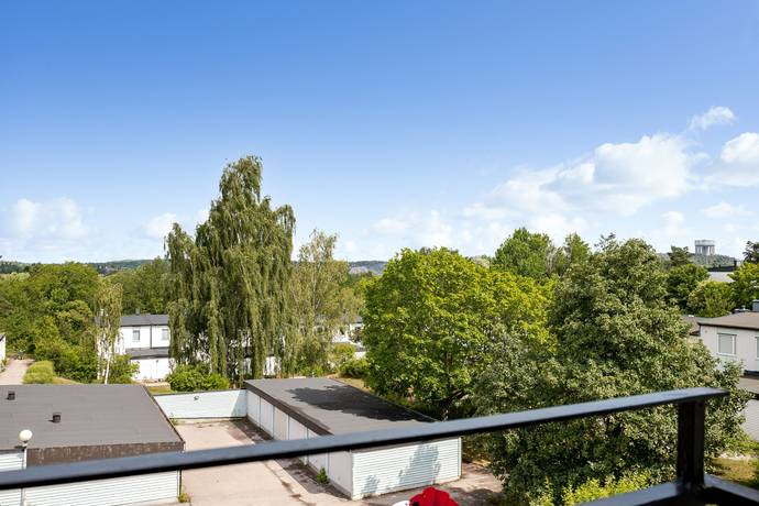 5 rum Radhus på Våruddsringen 60 Skärholmen - Vårberg Stockholms kommun - bild 15