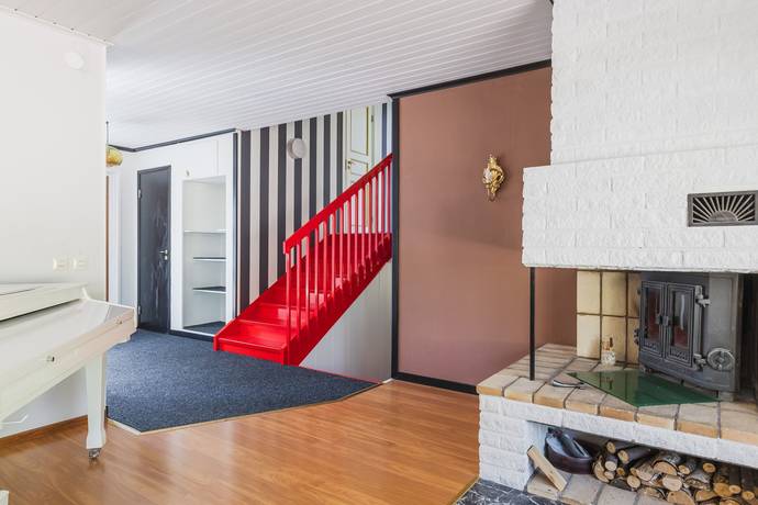 6 rum villa på Vitsippestigen 5 Blomstermåla, Mönsterås kommun - bild 4
