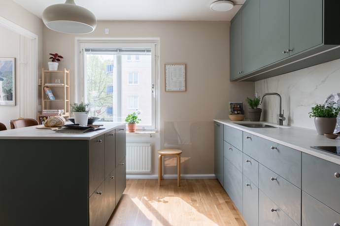 4 rum Lägenhet på Svartviksslingan 45 Minneberg Stockholms kommun - bild 2