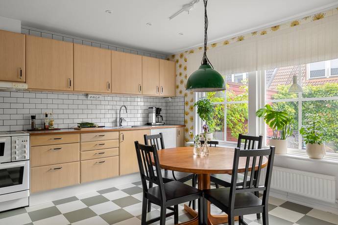 4 rum Radhus på Prästgårdsvägen 58 Botkyrka kommun - bild 8
