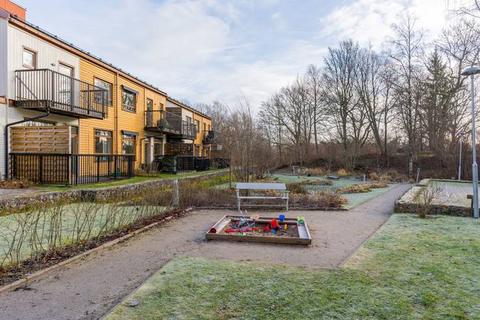 6 rum Lägenhet på Symfonigatan 97 Hestra Borås kommun - bild 23