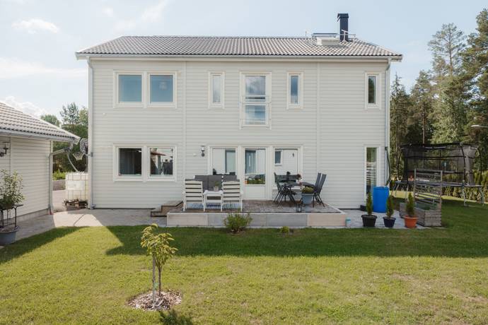 6 rum villa på Mätarevägen 1 Fjölebro, Kalmar kommun - bild 2