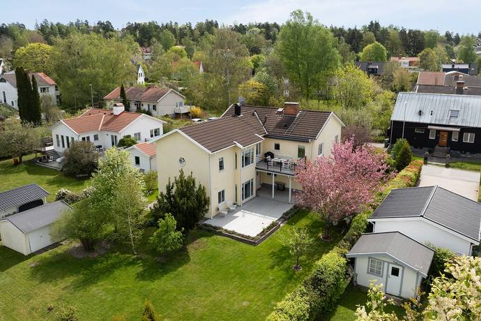 7 rum villa på Majvägen 9 Edsviken, Sollentuna kommun - bild 3