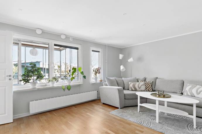 3 rum lägenhet på Fyrspannsvägen 42 Jarlaberg, Nacka kommun - bild 3