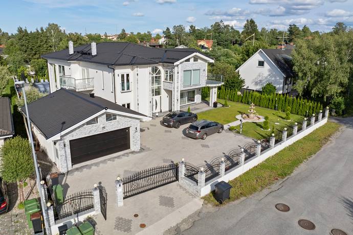 365 m² Villa på Järpvägen 24 Järfälla kommun - bild 64