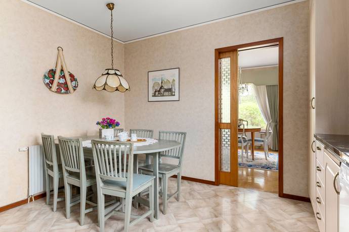 7 rum Villa på Medelpadsgatan 7 Råcksta Stockholms kommun - bild 9