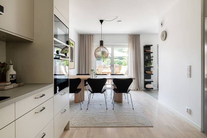 6 rum Radhus på Ringstorpsvägen 38A Ringstorp Helsingborgs kommun - bild 9