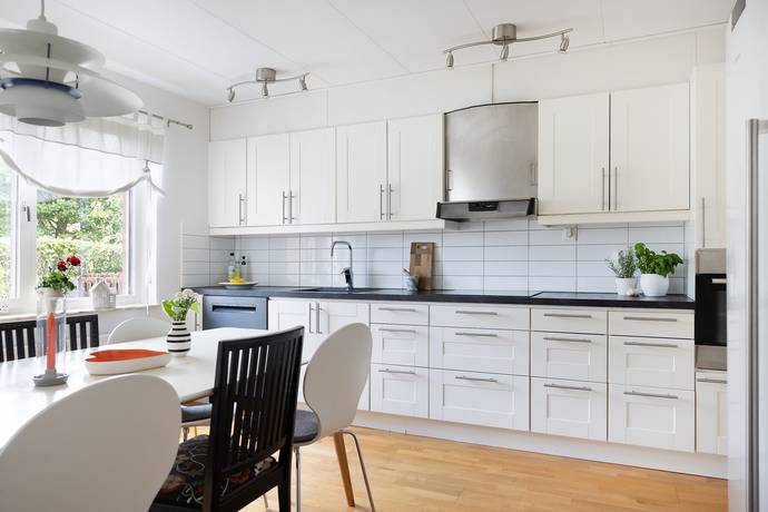 4 rum par-/kedje-/radhus på Bettys väg 3 Klagshamn, Malmö kommun - bild 4