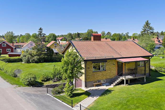 4 rum villa på Frödingsvägen 19 Götetorp/Gunnarskär, Hammarö kommun - bild 1