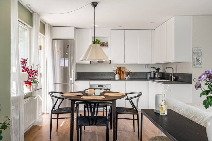 2 rum Lägenhet på Ekebyvägen 34 Vallentuna kommun - bild 1