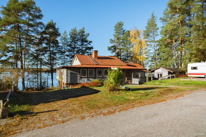 Bratthedsvägen 13, Ramnäs, Surahammars kommun