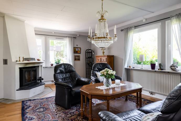 5 rum Villa på Tomtavägen 29 Vintrosa Örebro kommun - bild 22