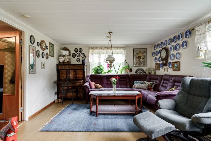 5 rum Gård med jordbruk på Kallernäs Dalhem 190 Kallernäs Lindesbergs kommun - bild 15